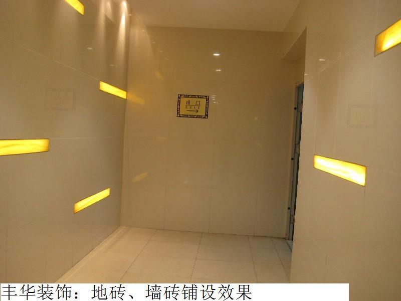 新场办公室隔墙吊顶施工队，上海新场工业区办公室厂房装修，铺地砖墙砖，轻质砖墙隔断