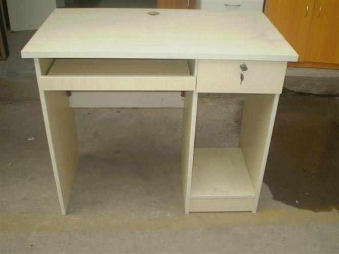 北京电脑桌出售铁皮电脑桌办公桌椅批发