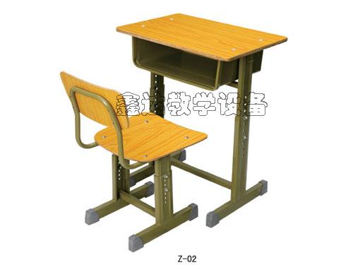 最新款学生课桌椅z-02价格批发