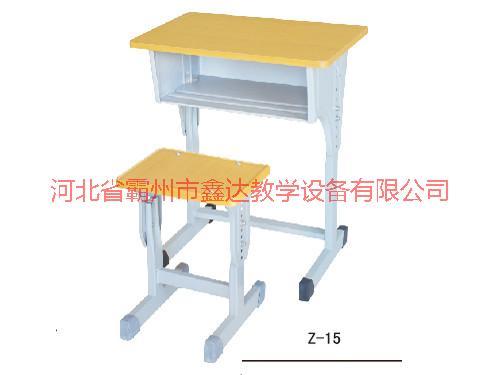 台湾学生方管课桌椅优质课桌椅批发