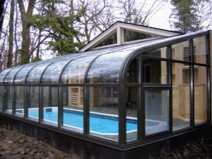 供应弧形安全钢化玻璃游泳池阳光房