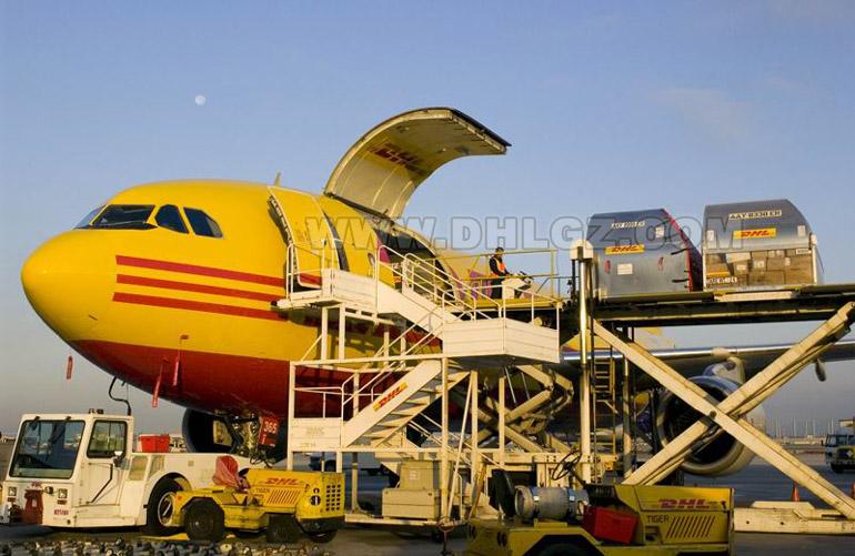 深圳市新加坡国际快递DHL新加坡的空运厂家