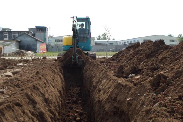 供应大小挖掘机推土机出租承接路面破碎土方挖掘
