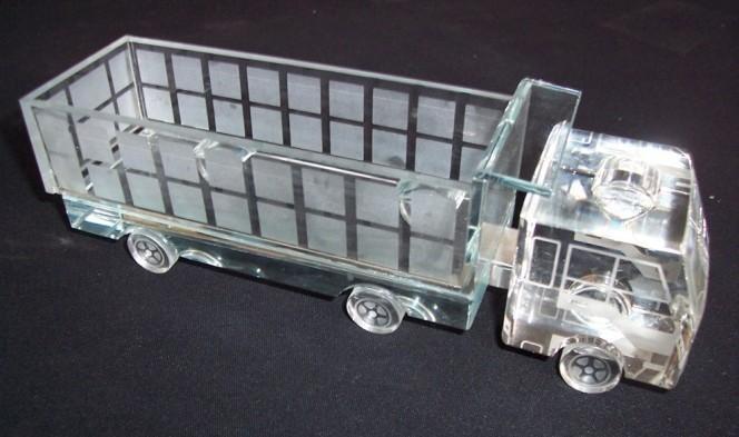 供应水晶卡车内雕模型