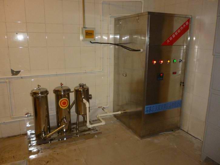 供应洗浴单位的河北沃荣商用大功率燃气热水器