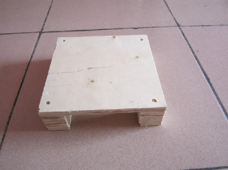 济南市配电柜用塑料托盘木托盘厂家供应配电柜用塑料托盘木托盘