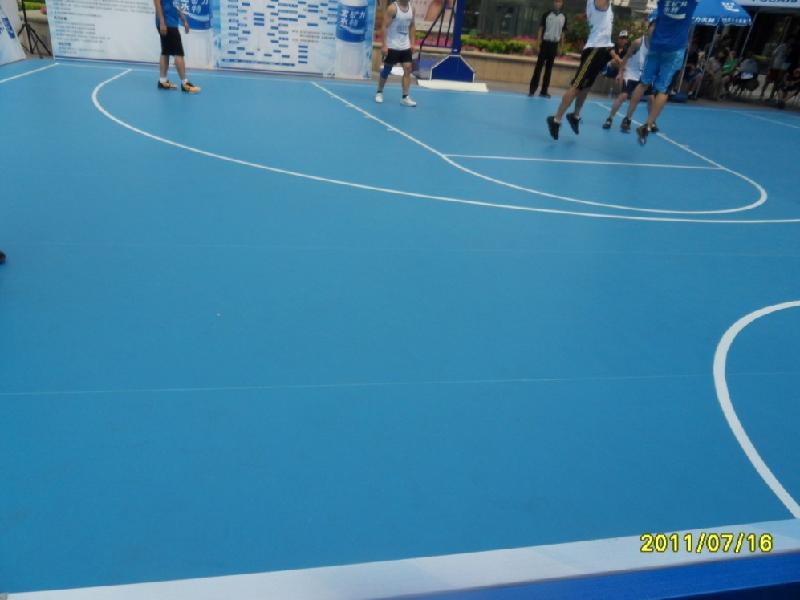 篮球场地地板，篮球pvc地板，篮球地板价格