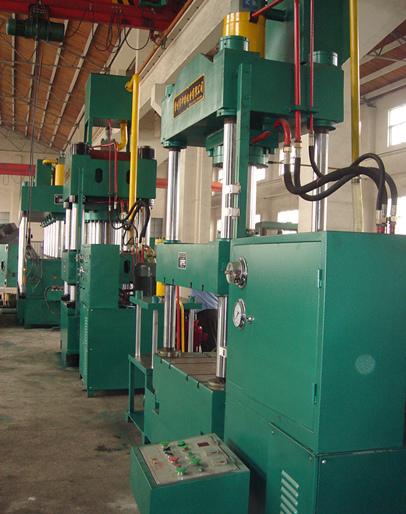供应YL28-600吨四柱双动液压机