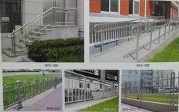 北京钢结构雨棚车库棚铁艺护栏大门不锈钢栏杆楼梯扶手阳光棚制作