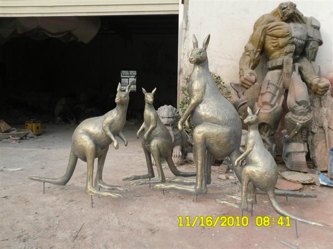 供应玻璃钢动物雕像