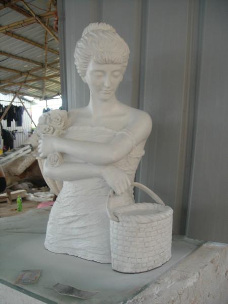 供应玻璃钢女人雕塑