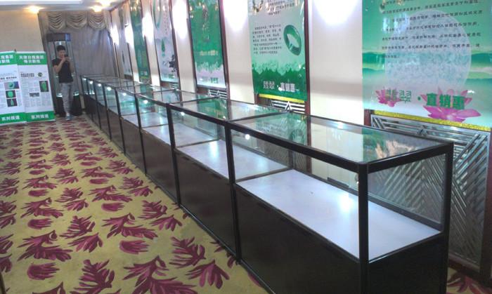 北京市珠宝展示柜精品钛合金陈列柜厂家