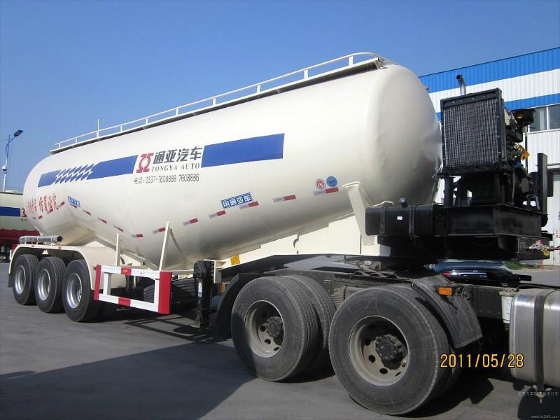 供应长沙通亚轻型散装水泥罐车供应商/轻型半挂车价格/轻型低平板价格图片