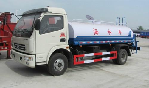 厂家直销供应东风多利卡6-10吨洒水车