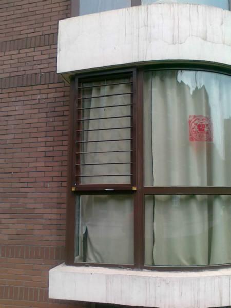 供应江苏省苏州市隐形纱窗给您一个温馨的家