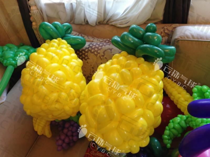 供应气球菠萝/农场主题气球/气球造型/魔术气球装饰/长条气球造型