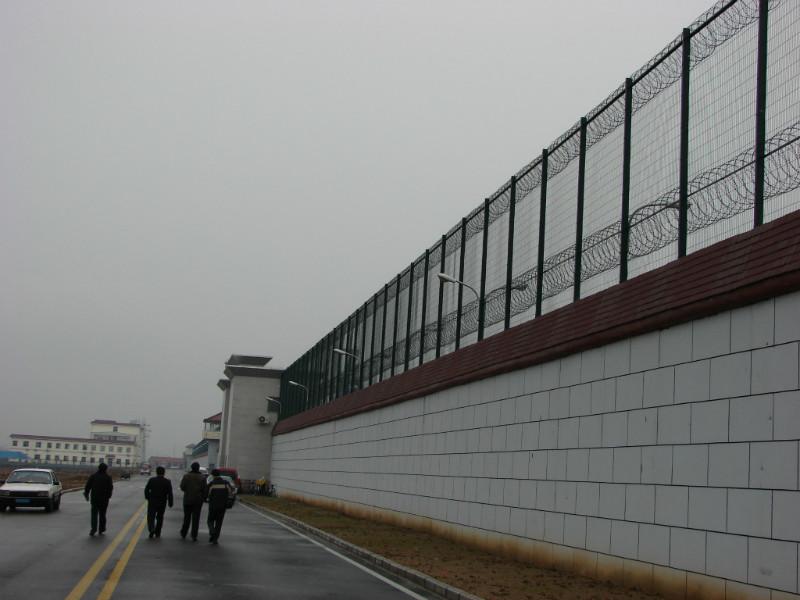 供应铁路护栏网机场护栏网监狱隔离网