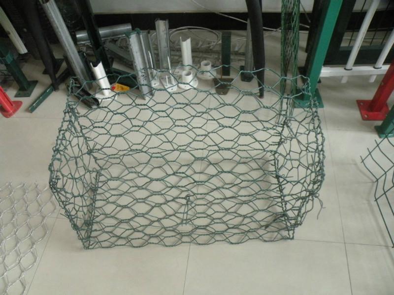 供应润环丝网专业生产铝板网六角网