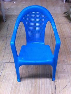 供应塑料椅子沙滩椅子塑料桌椅最新报价