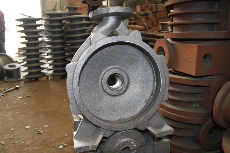 供应即墨市生铁铸件 砂型工艺铸件 机械零部件 灰铁球铁铸件