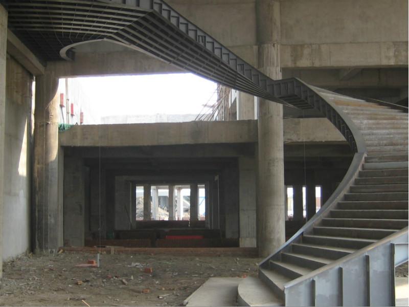 供应上海钢结构室内平台，上海钢结构楼梯，异形膜结构轻钢车棚