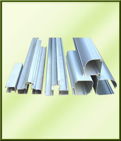 供应北京铝方管铝方管铝方管铝方管图片