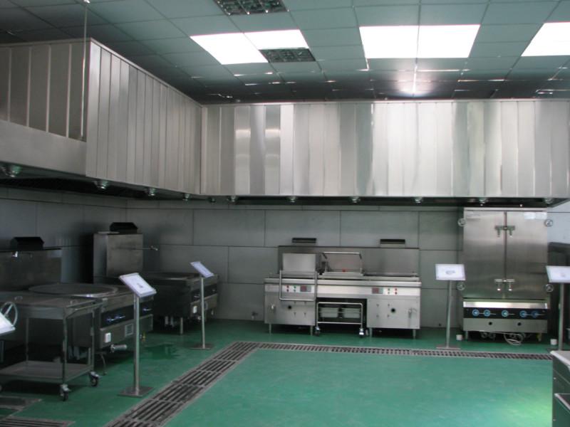 供应内蒙中央厨房设备厂家设计要求-内蒙商用自动炒菜机图片