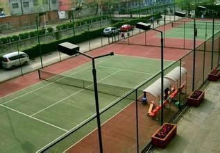 供应安平篮球场围网厂家，北京篮球场围网价格图片