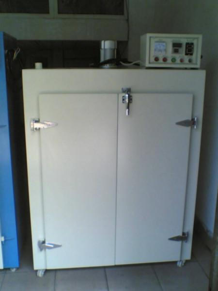 供应电热干燥箱，恒温干燥箱，工业烤箱图片