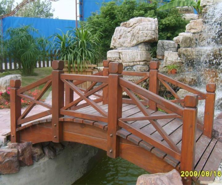 供应上海哪家专业做防腐木桥图片