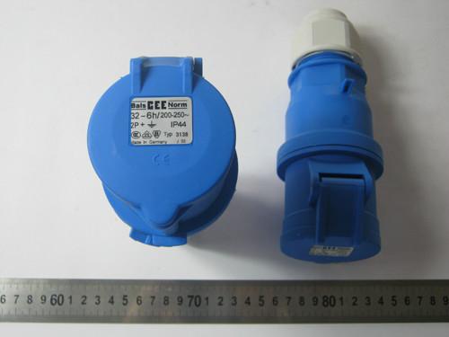供应工业防水插头插座图片
