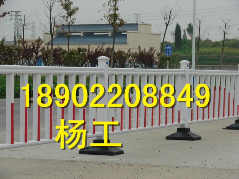 供应深圳市政绿化护栏/公路防护栏订做 市政工程护栏承包案例图片
