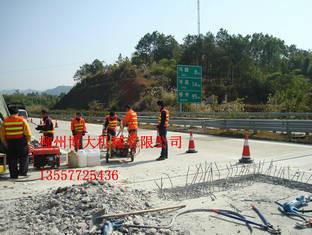 供应四川路桥设备劈裂机桥梁检测车