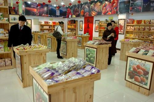 供应天津超市货架厂家 木质货架厂家 烤漆展柜厂家