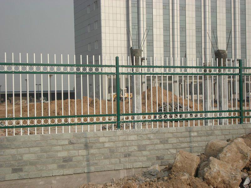 供应北京锌钢护栏批发商；北京锌钢护栏报价；北京锌钢护栏首选厂家