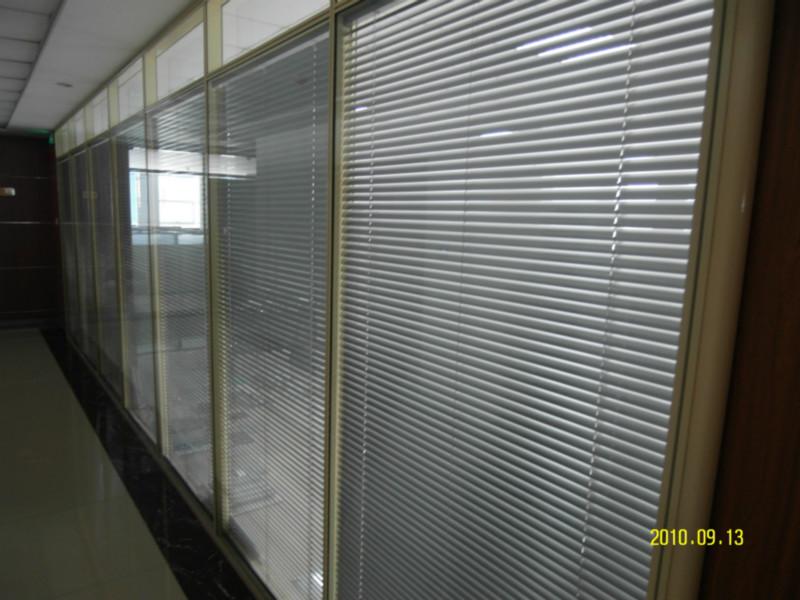 北京市双层5厘玻璃加百叶隔断厂家供应双层5厘玻璃加百叶隔断