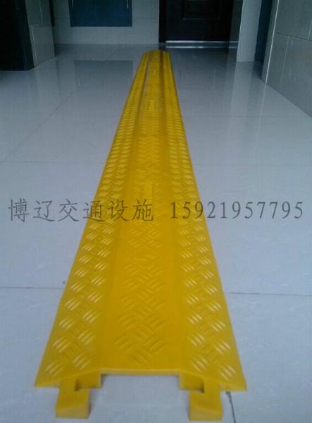 上海PVC室内线槽板 供应PVC室内线槽板一槽过线板批发