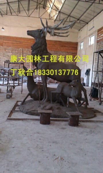 供应动物雕塑三阳开泰，母子鹿雕塑，母子象雕塑，公园动物雕塑生产厂