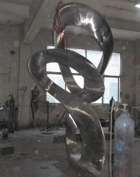 不锈钢设计雕塑厂批发