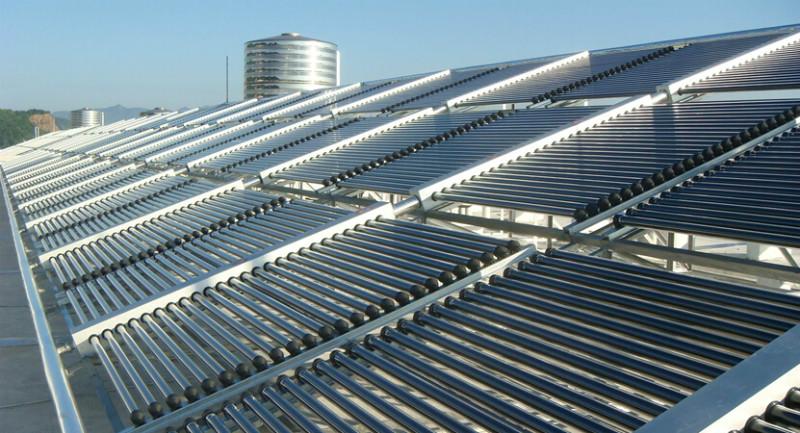 供应太阳能集热工程，山东聚氨酯设备厂家专业打造太阳能集热工程图片