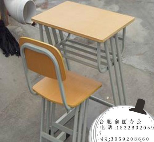 供应辅导班课桌椅合肥钢木课桌椅厂家
