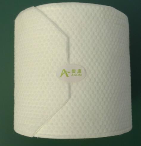 供应湿巾机配套130克柔巾卷生产 加工生产爱康柔巾卷