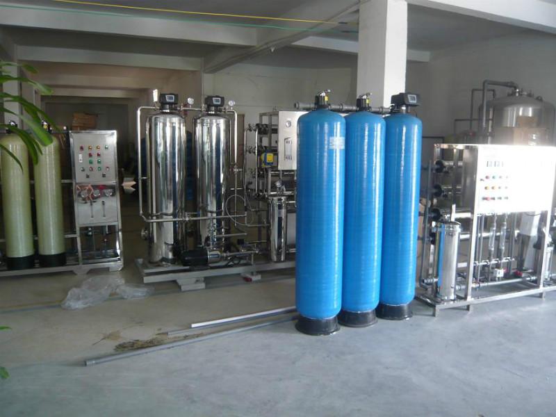 供应兴义生活饮用水处理设备，贵州反渗透纯净水处理设备，兴义制药纯化水制取装置