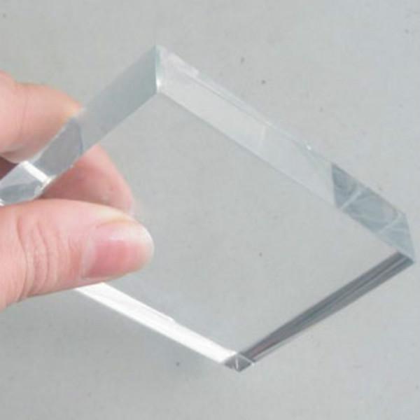 供应专业加工生产超白玻璃深加工工