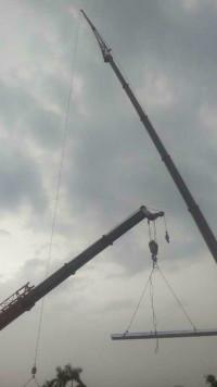 供应小塘起重吊机出租50至500吨吊车出租价格塔吊出租图片