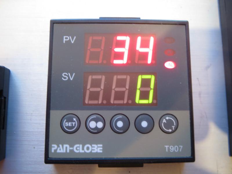 供应T8-201-010温度湿度控制器