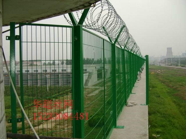 供应监狱钢网墙、安全防护网厂家图片