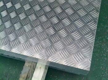 供应3003五条筋花纹铝板（现货）江门1060五条筋花纹铝板/防滑花纹铝板图片