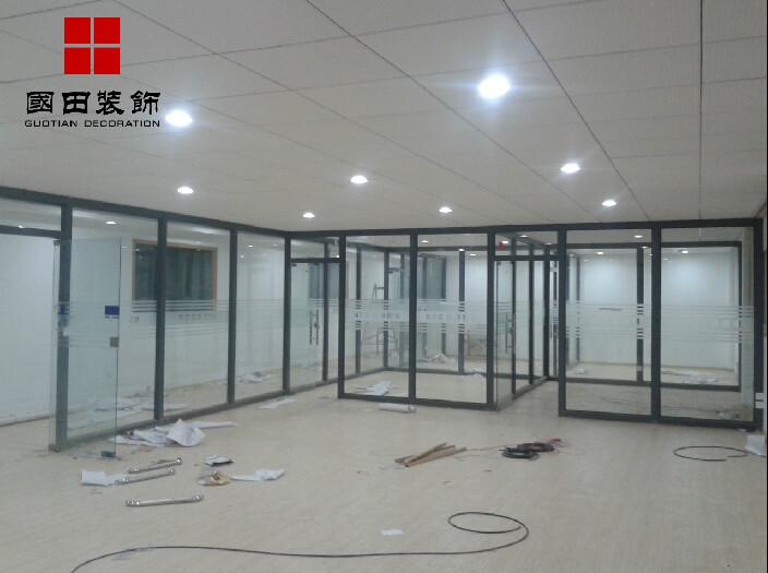 供应上海矿棉板吊顶装修工程，上海矿棉板吊顶装修工程公司
