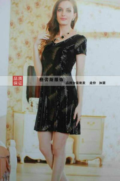 北京市品牌女装大码连衣裙洛羽莎厂家